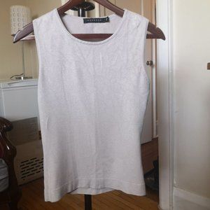 3/$20 Essence sleeveless top small